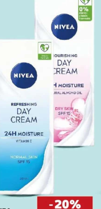 NIVEA Cremă de zi ten normal / ten uscat SPF 15 50 ml