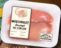 Mușchiuleț din piept de curcan per 100 g