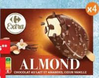 Carrefour Extra Înghețată pe băț cu vanilie, glazură de ciocolată și migdale 4 x 110 ml