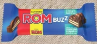 Rom Buzz Napolitană cu ciocolată și cremă de rom/alune 50 g