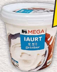 Mega Iaurt 2.5% grăsime 900g